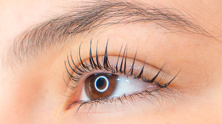 Lifting de pestañas con tinte